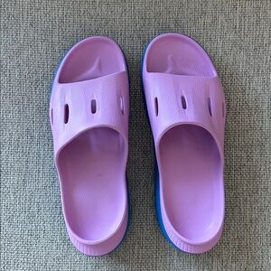 HOKA Ora Recovery Slide Sandals in Cyclamen / Sky 11